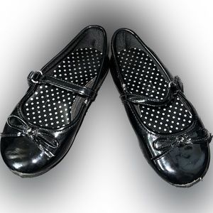 Black Mary Jane Shoes - Girls Size 7.5 - Retails $25